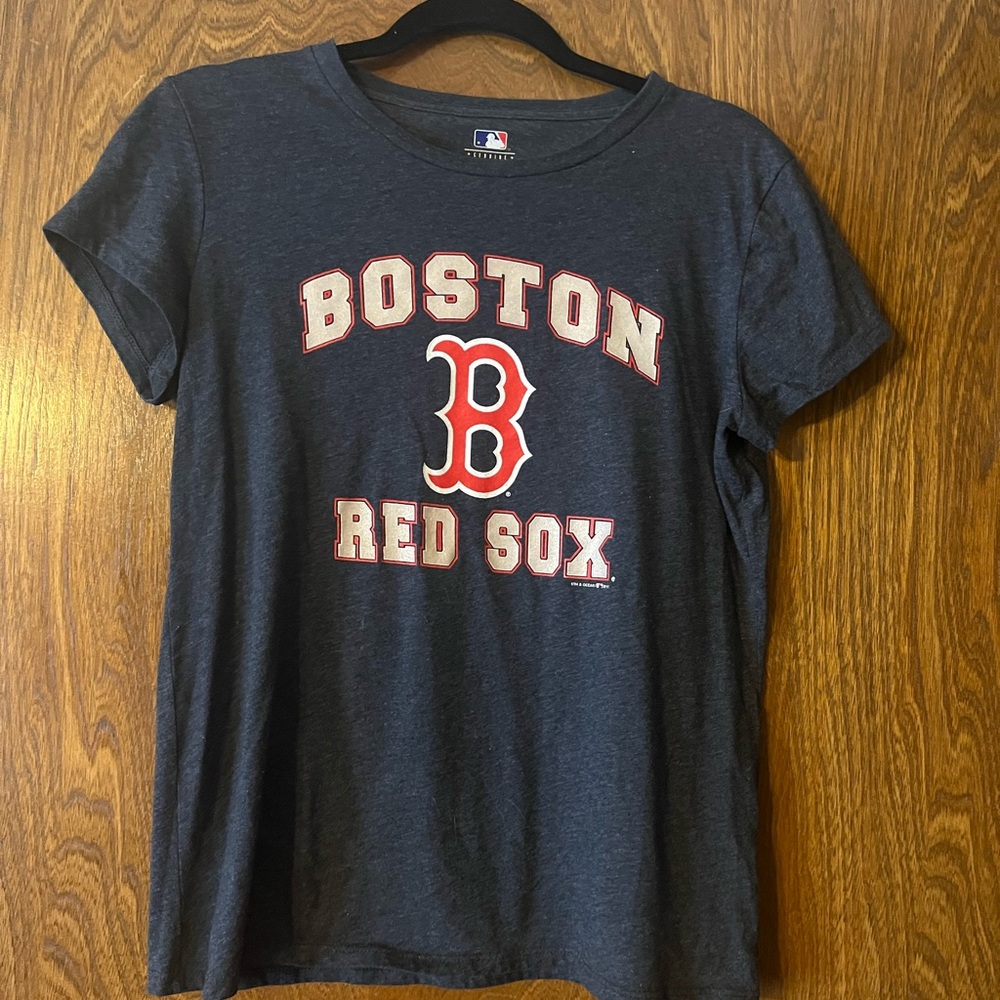 Genuine Merchandise Navy Boston RedSox T-Shirt